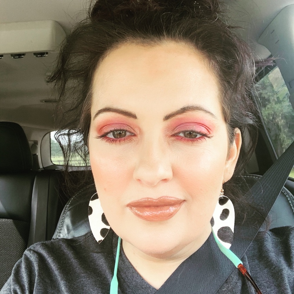 Meet your Posher, Courtney